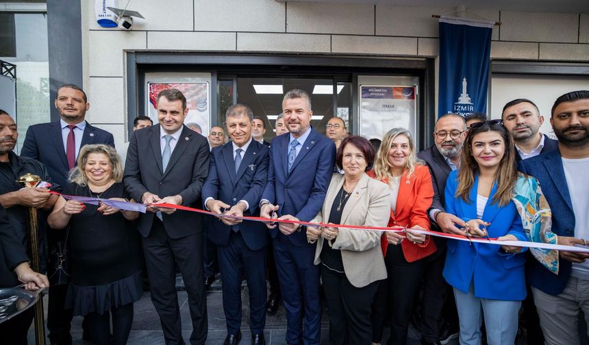 İZMAR'ın İki Yeni Şubesi Buca'da Hizmete Açıldı