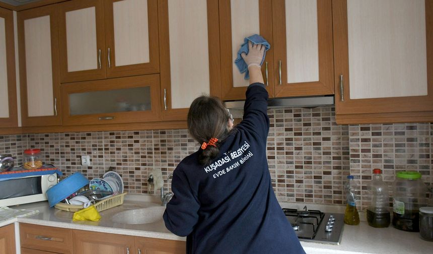 "Kuşadası'nın Yardım Melekleri" Her Zaman Görev Başında