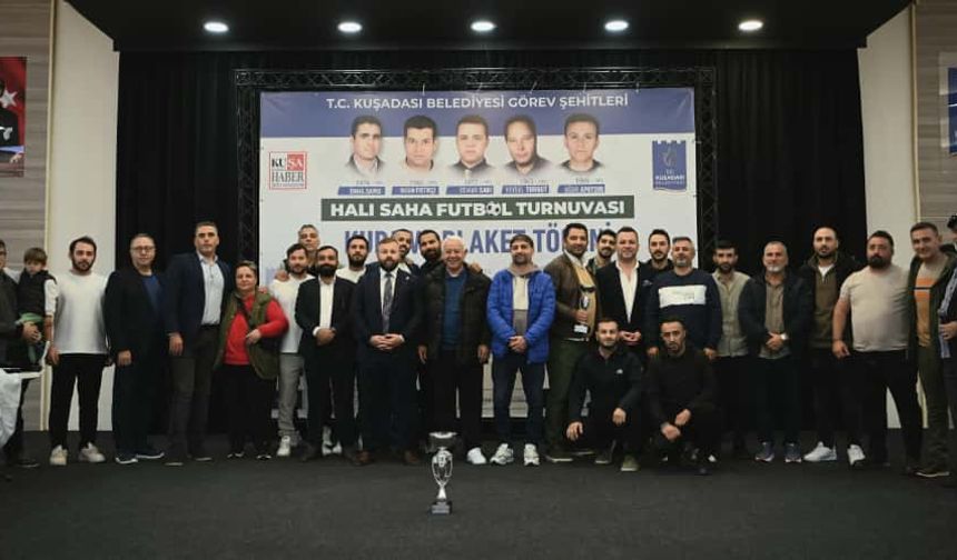 Kuşadası'nda 'Görev Şehitleri' Anısına Futbol Turnuvası