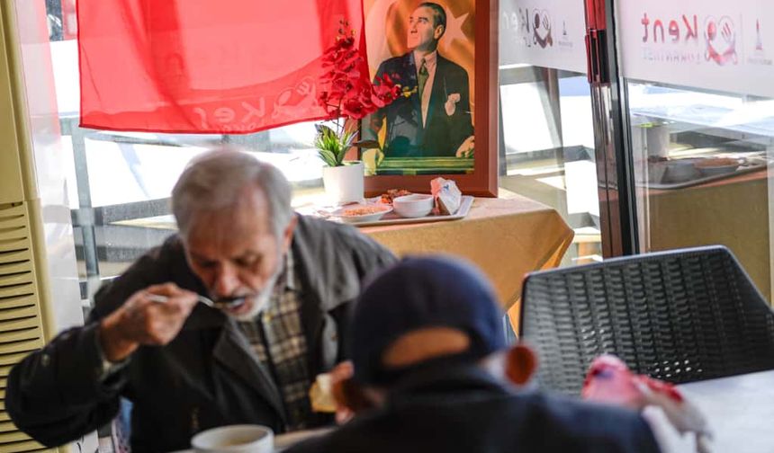 İzmir Kent Lokantaları'nda 10 Kasım'a Özel Ücretsiz Yemek