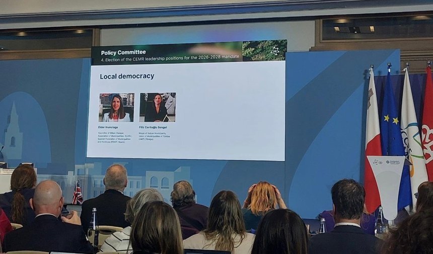 Başkan Sengel'e Avrupa'da Büyük Onur