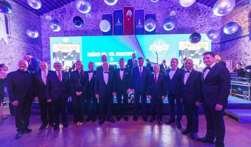 EGİAD Yeni Yaşını ve Yeni Yılı Birlikte Kutladı