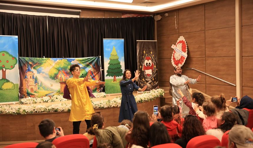 Efelerli Çocuklar Ara Tatilde Tiyatroyla Buluşuyor