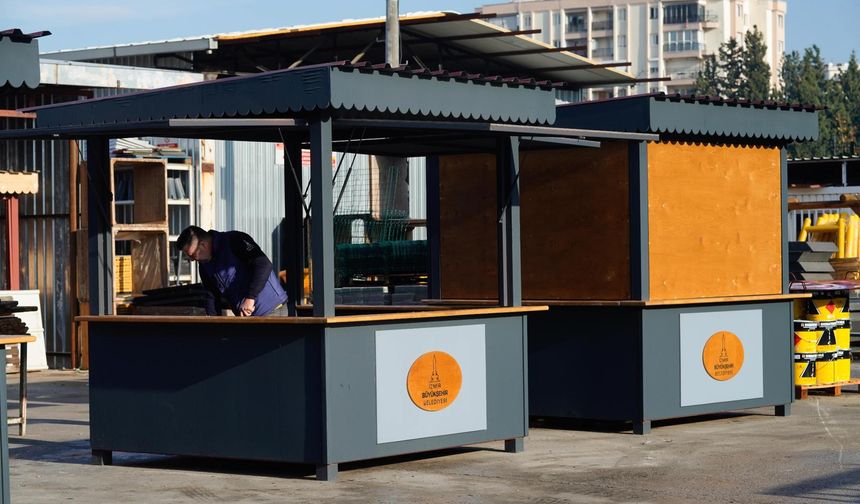 Karşıyaka'da Sahil Bandına Estetik Dokunuş