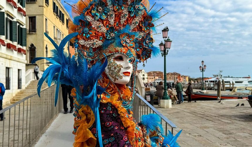 İtalya Karnavallarının Görünen ve Görünmeyen Yüzü Casa Italia'da