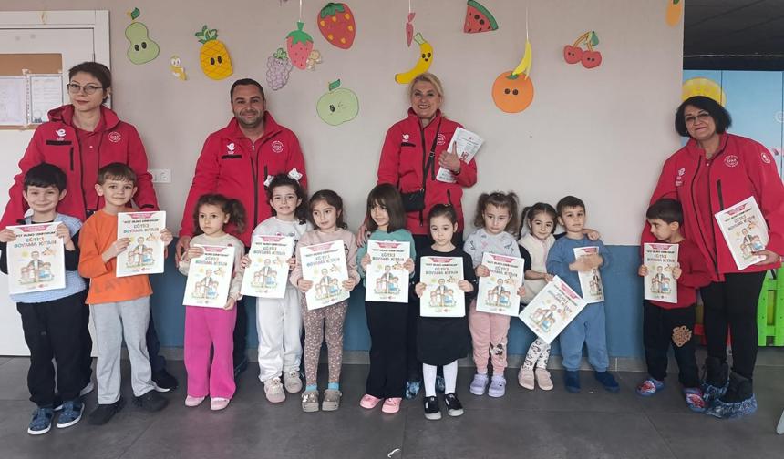 Efeler'den Miniklere Afet Bilinci Eğitimi