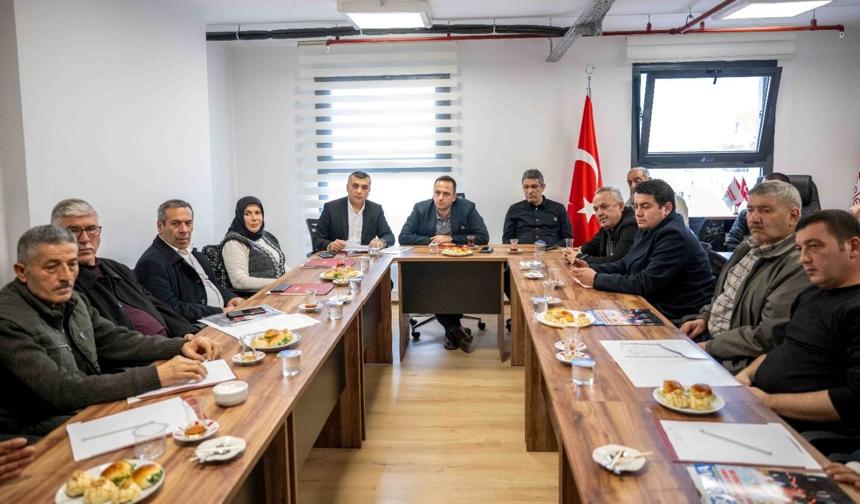 Başkan Eşki Muhtarlarla Buluştu: "Bornova'yı Birlikte Yönetiyoruz"
