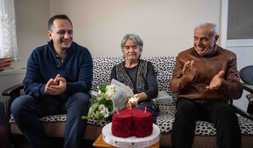 Eşki'den Sevgililer Günü'nde Bornova'nın Çınarlarına Ziyaret