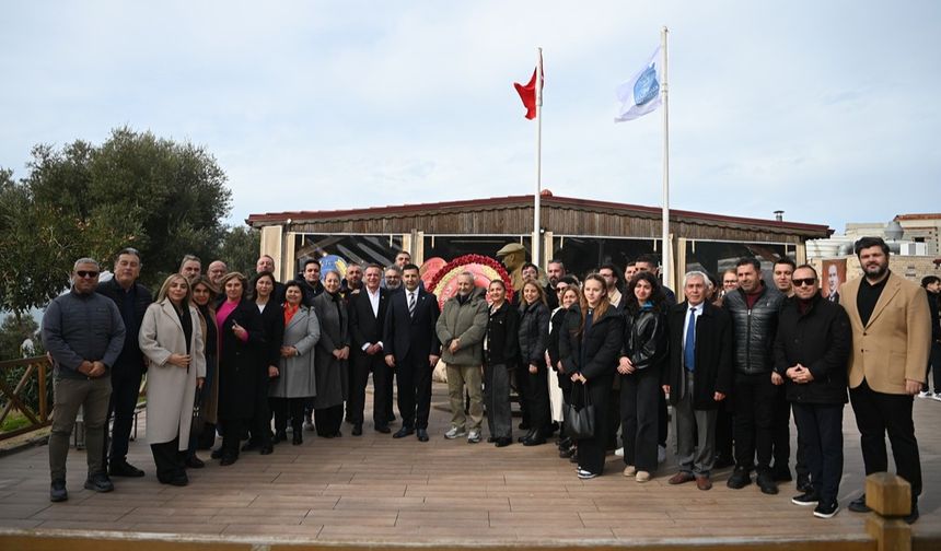 Atatürk'ün Kuşadası'na Gelişinin 102'nci Yılı Coşkuyla Kutlandı