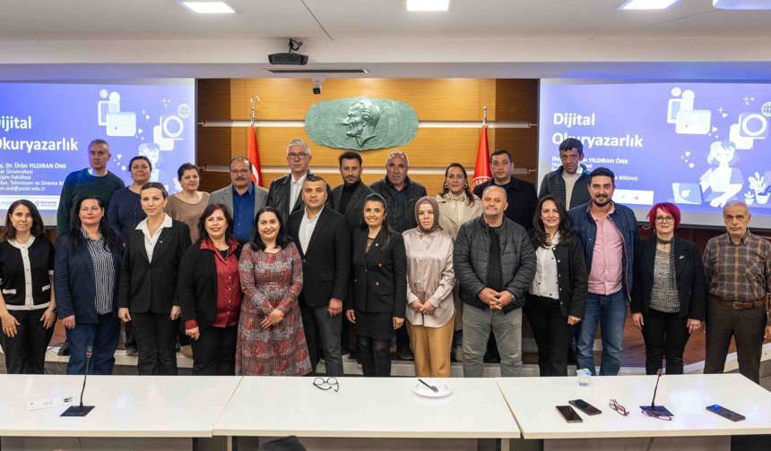 Bornova Muhtarlar Akademisi Tamamlandı