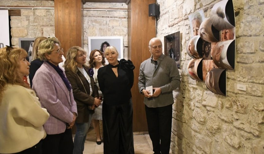 Kuşadalı Kadınlar Hayat Deneyimlerini Bu Sergide Bir Araya Getirdi