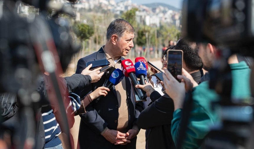 Başkan Tugay: "Gemilerin Atıklarını 24 Saat Takip Eden Sistemi Kuracağız"