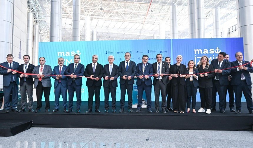 İzmir'de Denizcilik Rüzgarı: MAST Boat Show Kapılarını Açtı