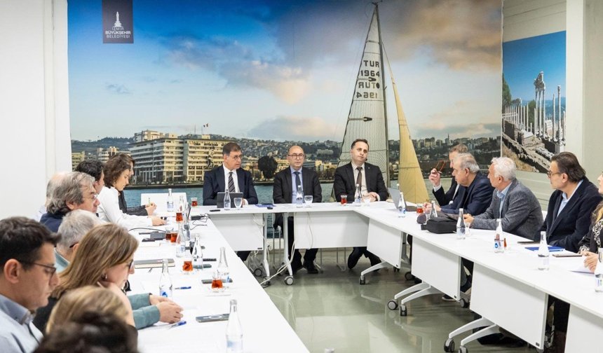 İzmir'in 8 Bin 500 Yıllık Hazinesi Masaya Yatırıldı