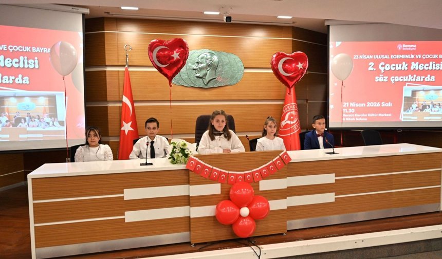 23 Nisan Ruhu Bornova'da Çocukların Sesiyle Yükseldi