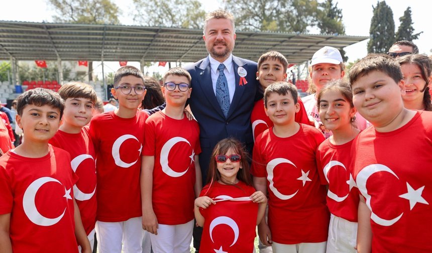 Buca'da 23 Nisan Coşkusu