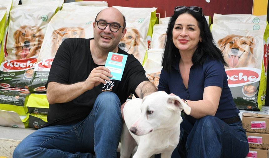 Kuşadası'nda Can Dostlara Dev Destek: 3 Ton Mama Bağışı