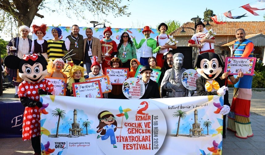 Efes Selçuk'ta Çocuk ve Gençlik Tiyatroları Festivali Coşkusu