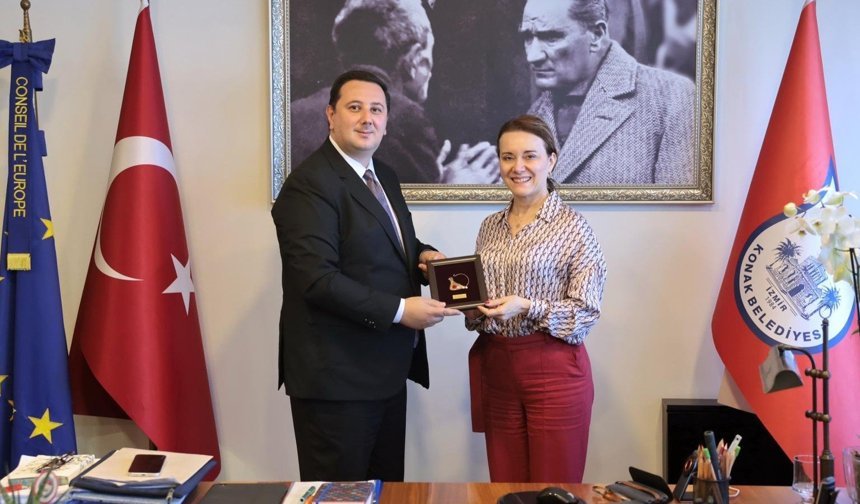 Konak'ta Makedonya Rüzgarı Esti: Başkan Mutlu, Enes İbrahim ve Heyetini Ağırladı