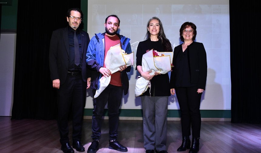 Kuşadası'nda Öğrencilere Sosyal Girişimcilik Semineri