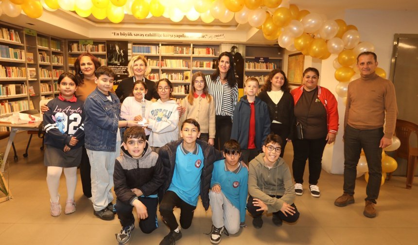 Kütüphane Haftası'nda Müzik, Resim ve Yaratıcı Drama Bir Arada