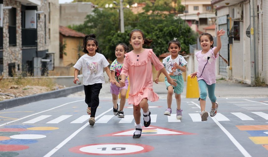 Buca'nın Oyun Sokakları Türkiye'ye Örnek Oldu