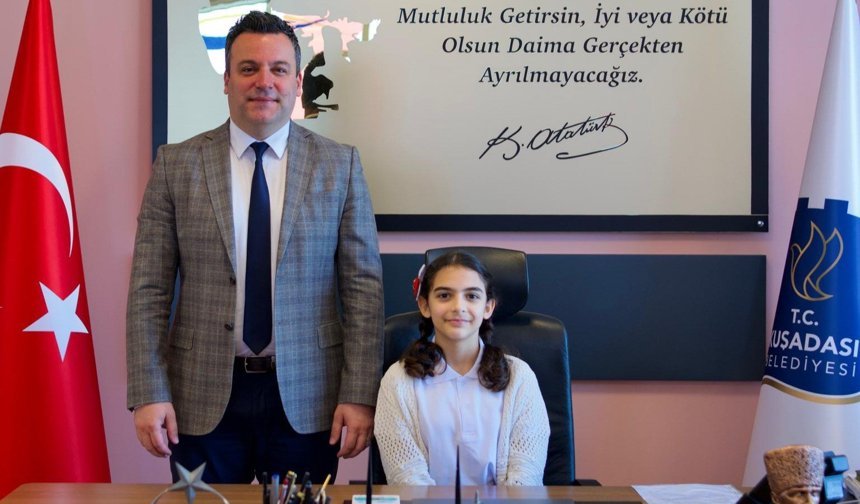 Kuşadası Belediyesi 23 Nisan Geleneğini Devam Ettirdi