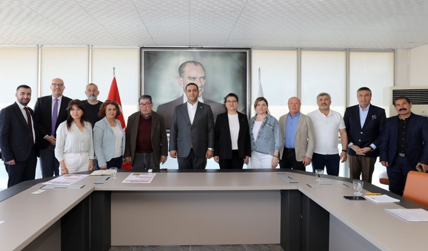 Başkan Erman Uzun'dan Muhtarlarla Ortak Akıl Toplantısı
