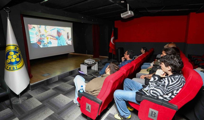 Genç Yönetmenlerden Buca Belediyesi'ne Festival Teşekkürü