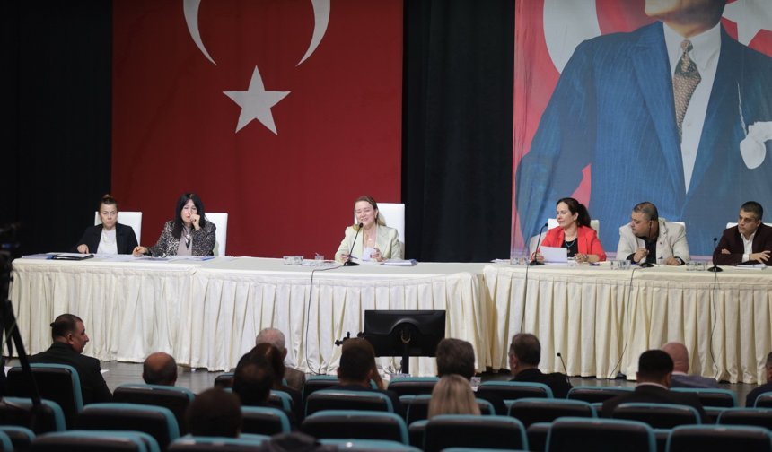 Konak'ta Kesin Hesaba Onay