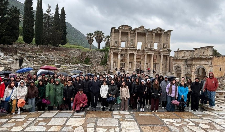 Geleceğin Şehir Plancıları Efes Selçuk'u Gezdi
