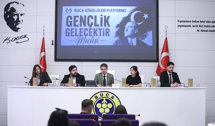 Gençler Buca'da Geleceği Konuştu