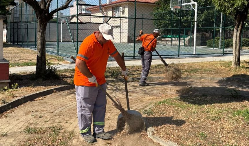 Başkan Zencirci Sözünü Tuttu, İşçiler İkramiyelerini Aldı