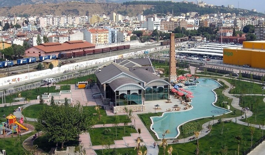 Efeler'de Akademik Meslek Tanıtım ve Kariyer Günleri Başlıyor