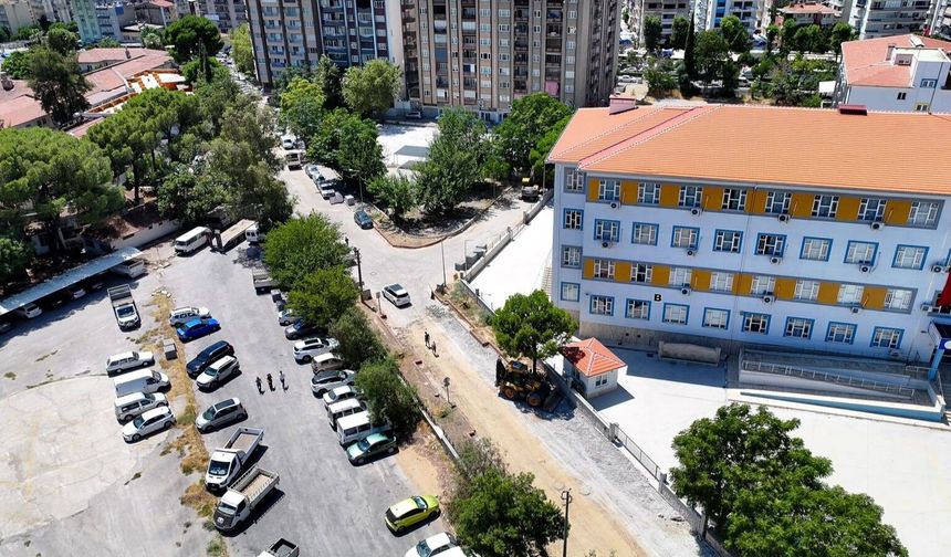Efeler Belediyesi Yol Çalışmalarına Devam Ediyor