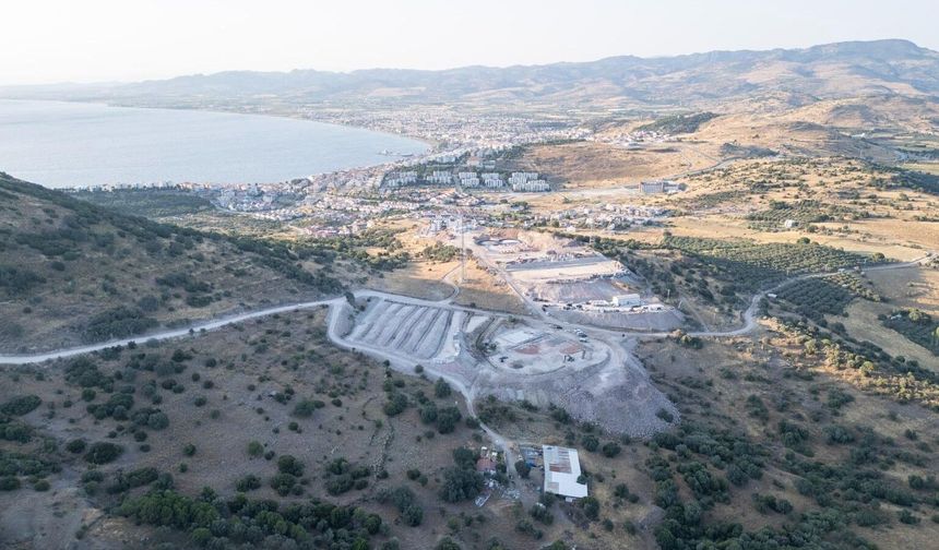 Dikili'ye 2 Bin 500 Kapasiteli Sahipsiz Hayvan Bakımevi