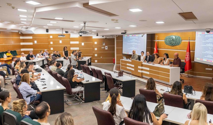 Bornova'da "Yeşil Yakalı" Dönemi Başladı