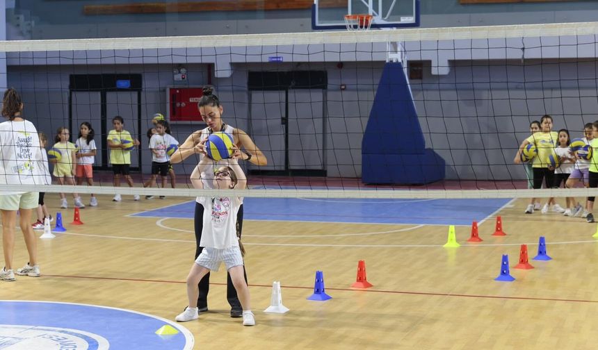 Konak'ta Yaz Sporla Güzelleşiyor
