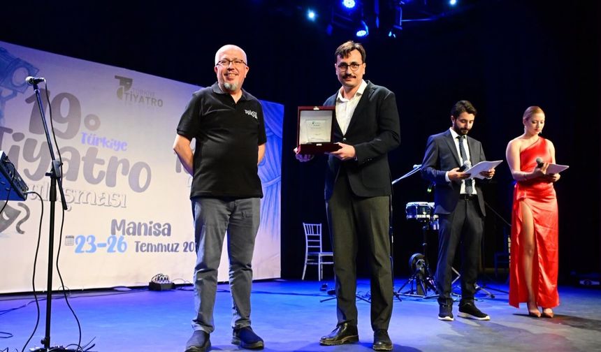 19. Türkiye Tiyatro Buluşması'nda 35 Punto'ya Fotoğraf Ödülü