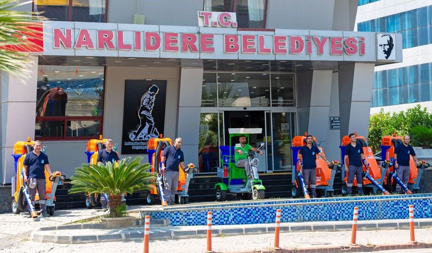 Narlıdere'nin Sokaklarında Artık Filler Geziyor