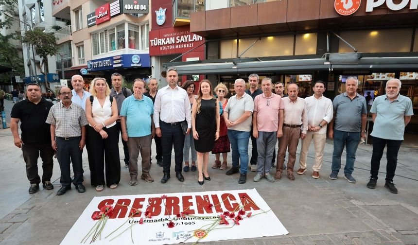 Srebrenitsa'da Katledilen Canlar Konak'ta Anıldı