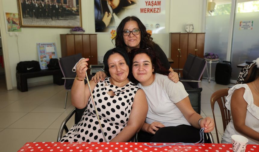 Engelsiz Yaşam Merkezi'nde Üreterek Güçleniyorlar