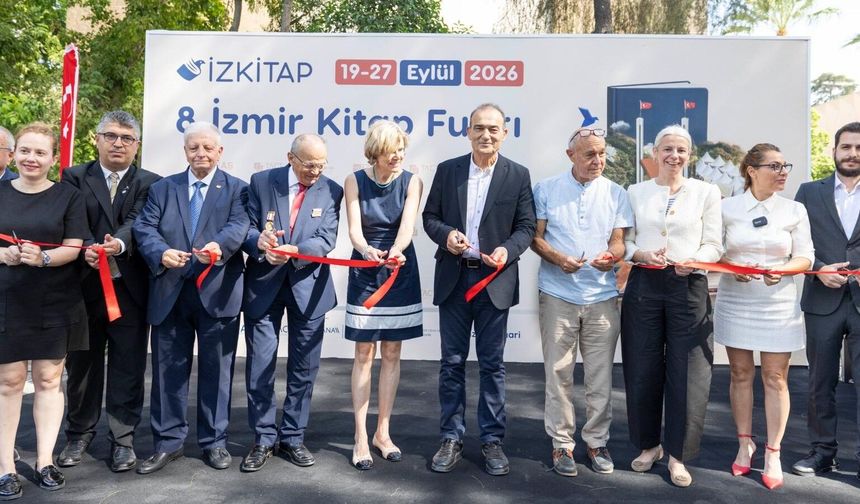 İZKİTAP - 8. İzmir Kitap Fuarı Kapılarını Açtı