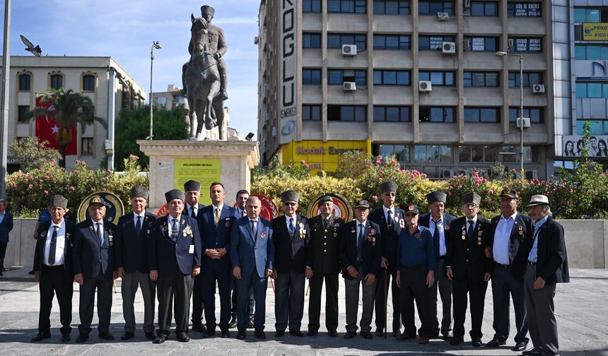 Bornova'da 19 Eylül Gaziler Günü Törenle Kutlandı