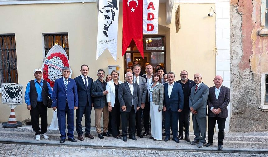Efeler'e Yeni Değer: Atatürk Kültür Evi Törenle Açıldı