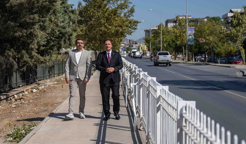 Bornova'da Okul Bölgelerine Hem Fiziksel Hem Toplumsal Kalkan