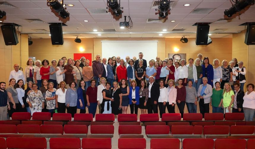 Buca'nın 3. Yaş Üniversitesi'nde İlk Ders Zili Çaldı