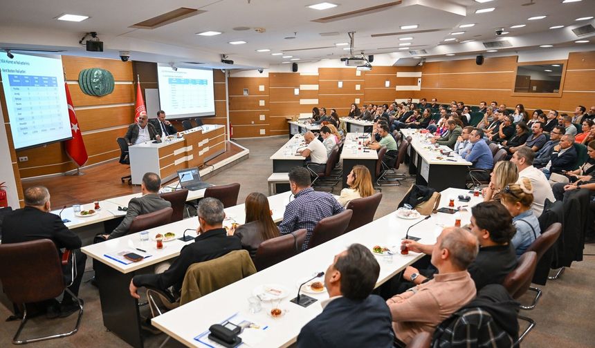 Başkan Eşki Bürokratlarıyla Strateji Toplantısında Buluştu
