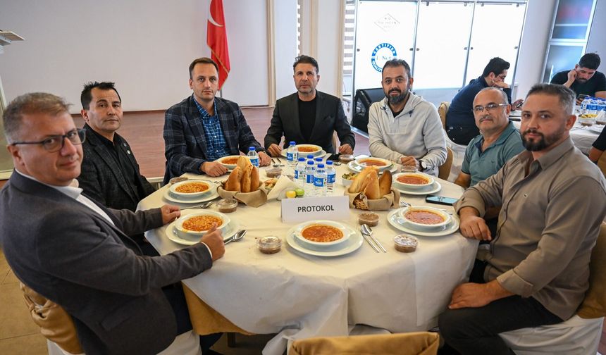 İzmir 3. Sanayi Sitesi'nde Birlik Sofrası