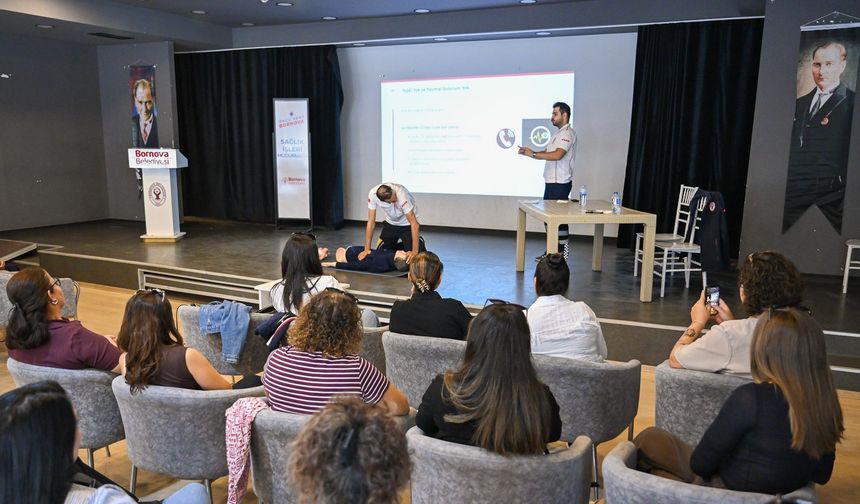 Bornova'da Hayat Kurtaran Dokunuş: Çocuklarda İlk Yardım Seferberliği